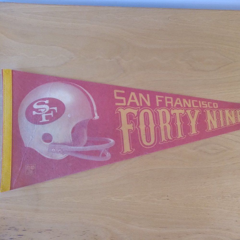 Vintage NFL San Francisco 49ers Felt Pennant Flag 29"